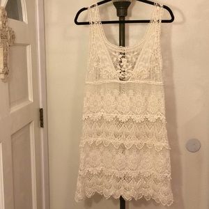 Cream Scalloped Lace Dress